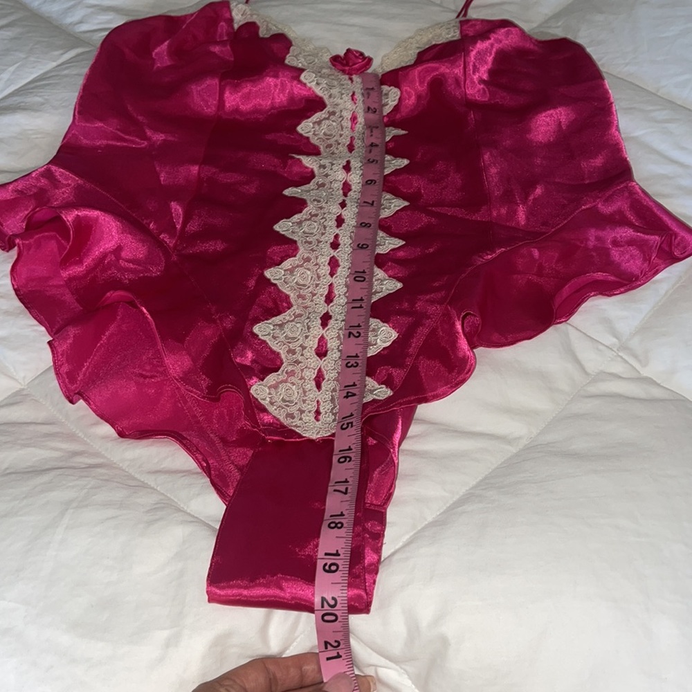 Victoria Secret Gold Label 1990's Fuchsia Teddy Vintage Lingerie size Large. EUC - Picture 5 of 14